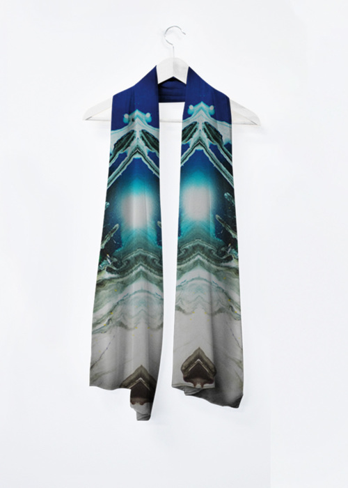 Picture of TRANSFORMATION Vivienne Scarf